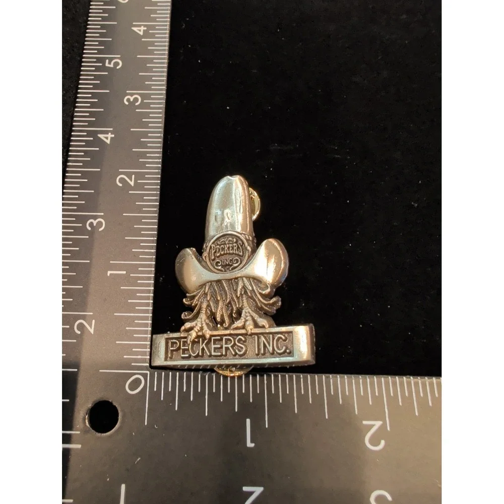 Vintage Peckers Inc Silver Tone Novelty Lapel Pin Mascot‎ Cowboy Hat Bird Feet